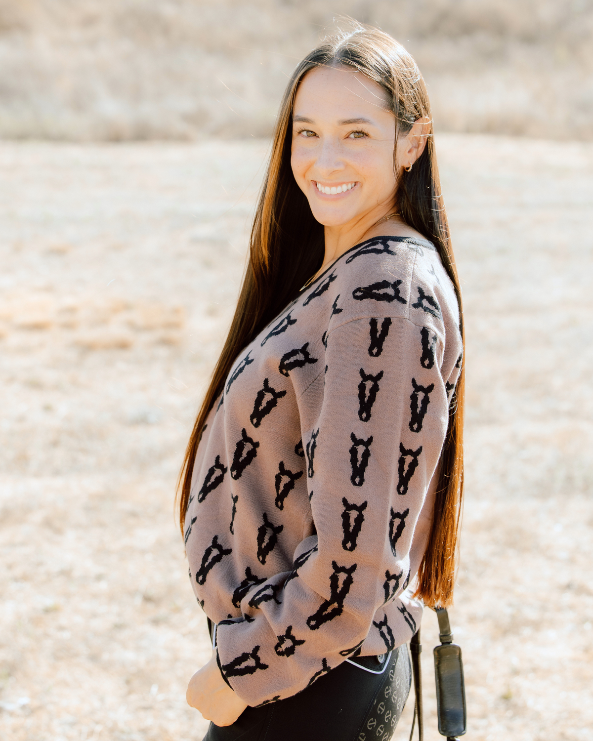 The Deinhardt Varsity Sweater - Saddle/Black